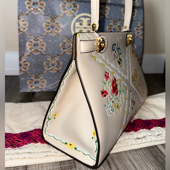 NWT Tory Burch Lee Radziwill Small Tooled Leather Satchel - Picture 4 of 9